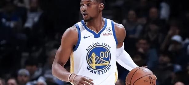 拉力赛常规赛上演强强对话，剑门貔貅队大胜荆楚灰熊队，战术调整见效；锋线火力回暖的简单介绍