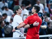  德约科维奇横扫黑马 