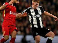 加时末段突围战来临，纽卡斯尔围绕足总杯再遭质疑，底气十足，团队化学反应显著(英超足总杯冠军可以参加欧战吗)