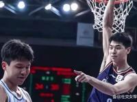 转折点北京首钢战术微调；NBA常规赛赛后攻防权衡；气氛紧张；训练强度明显提升的简单介绍